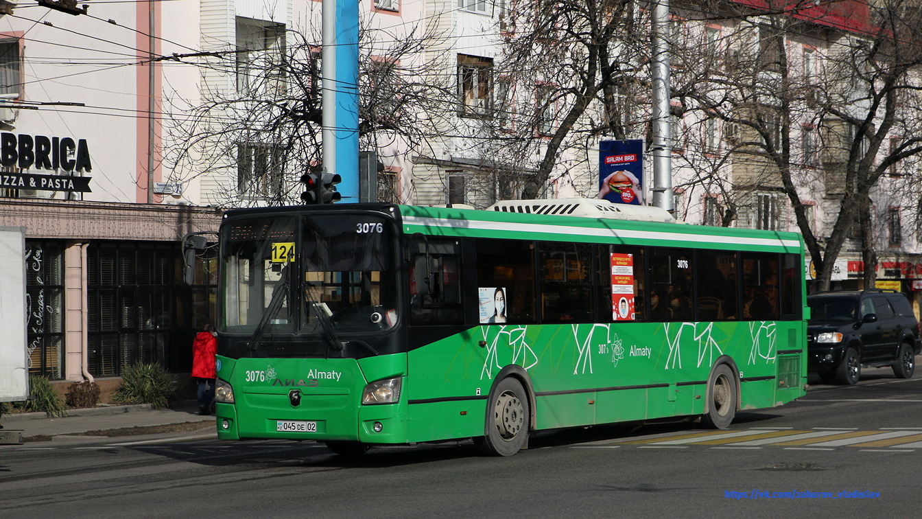 Алматы, ЛиАЗ-5293.60 № 3076