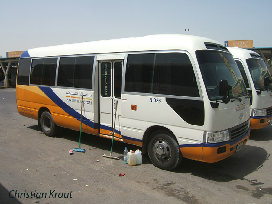 ОАЭ, Toyota Coaster HZB50L № 026