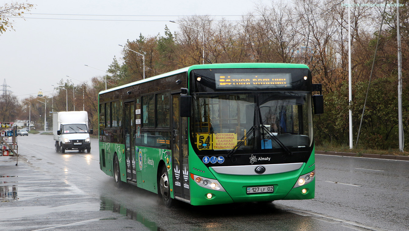 Алматы, Yutong ZK6118HGA № 139 LF 02