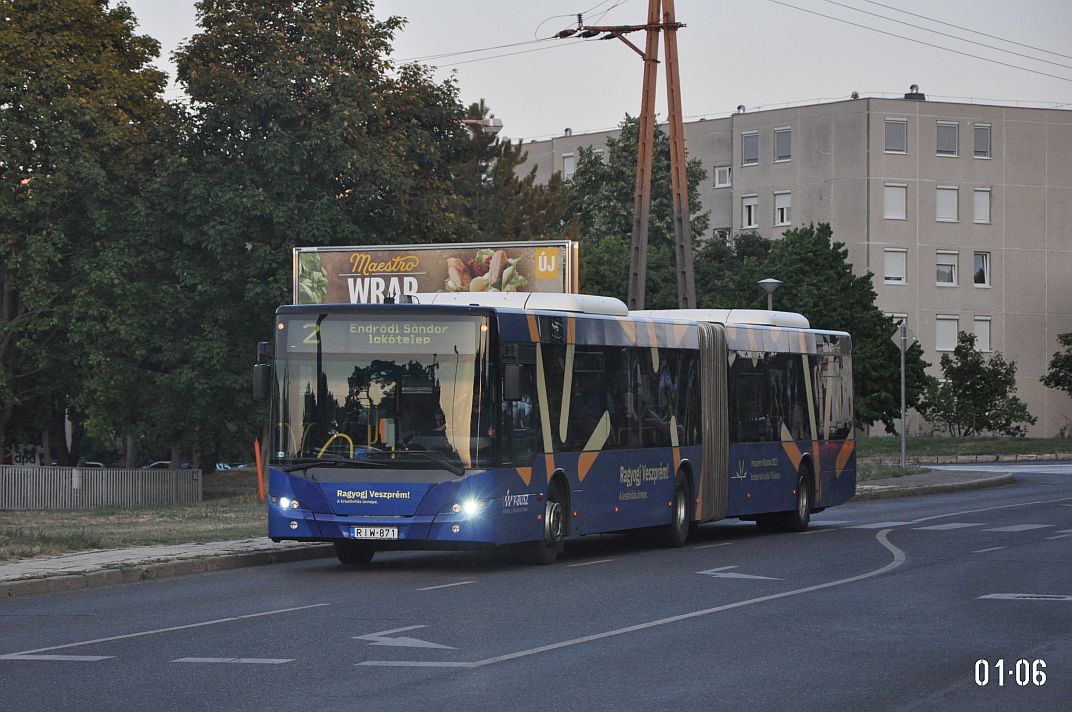 Венгрия, Neoplan 489 N4522/3 Centroliner Evolution № RIW-871