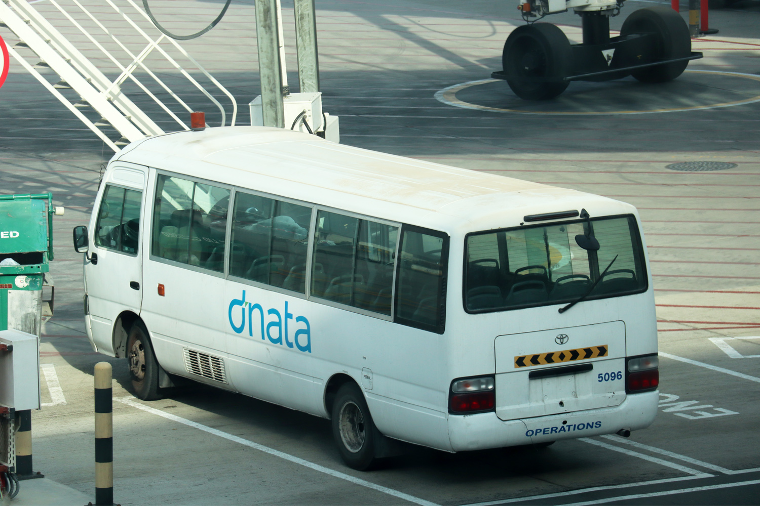 ОАЭ, Toyota Coaster B50 № 5096