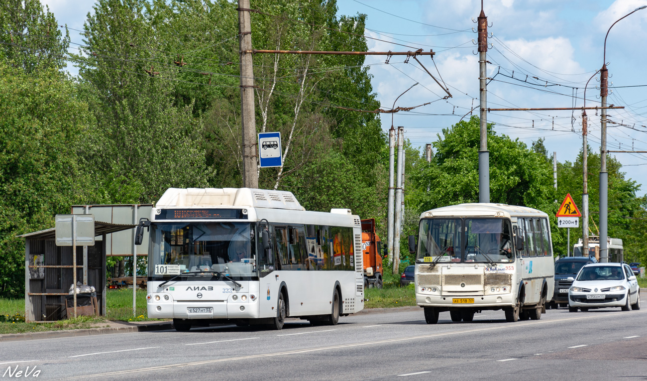 Новгородская область, ЛиАЗ-5292.67 (CNG) № 333; Новгородская область, ПАЗ-32054 № 353