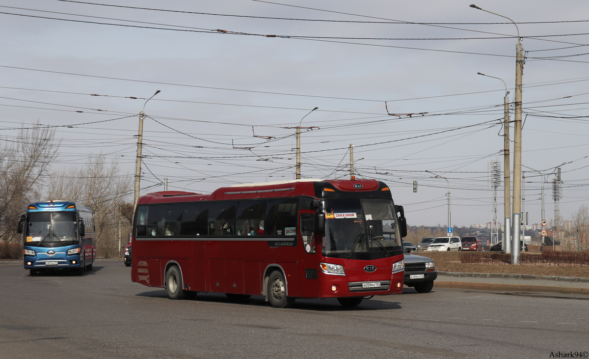 Красноярский край, Kia Granbird № В 059 МХ 124