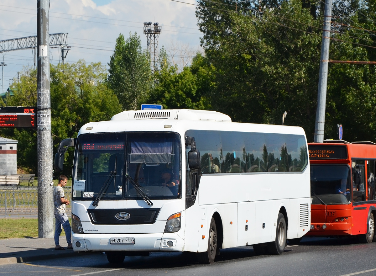 Татарстан, Hyundai Universe Space Luxury № Р 020 РР 116