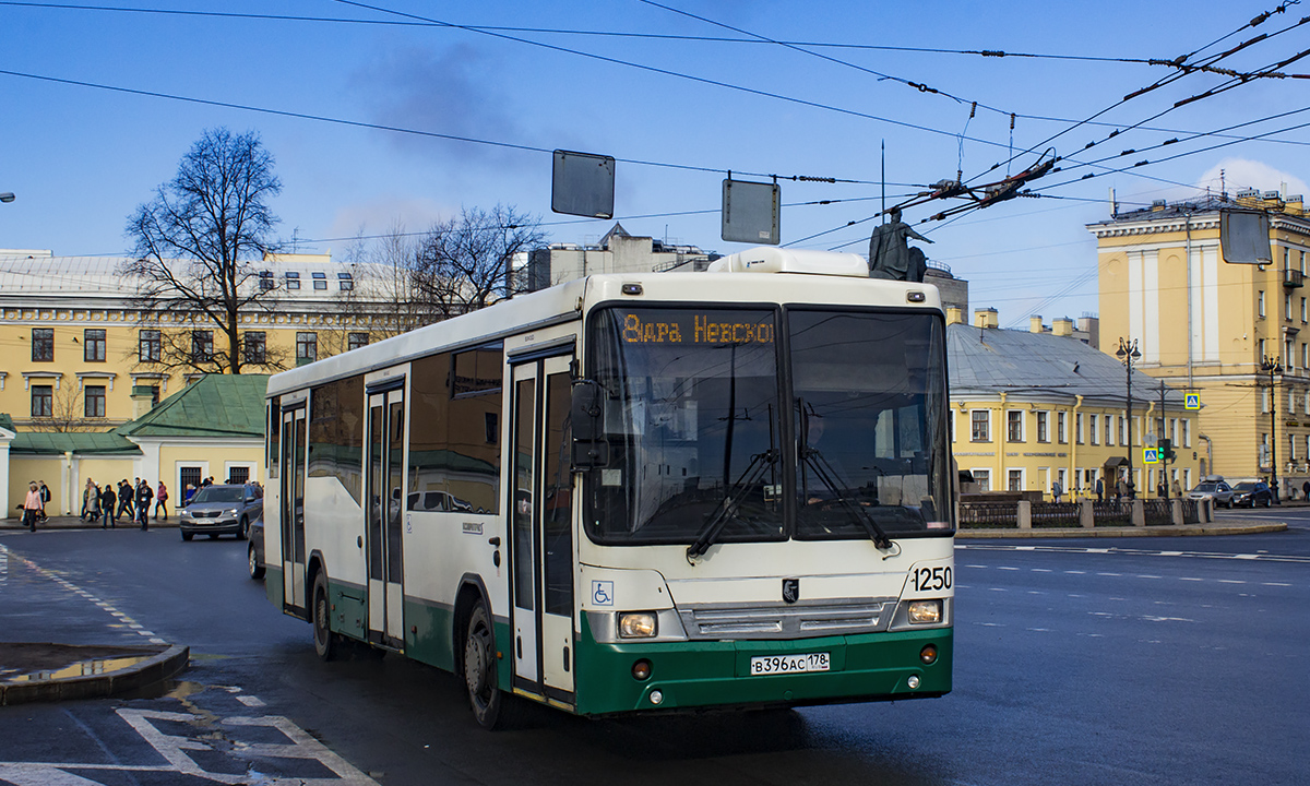 Санкт-Петербург, НефАЗ-5299-30-32 № 1250