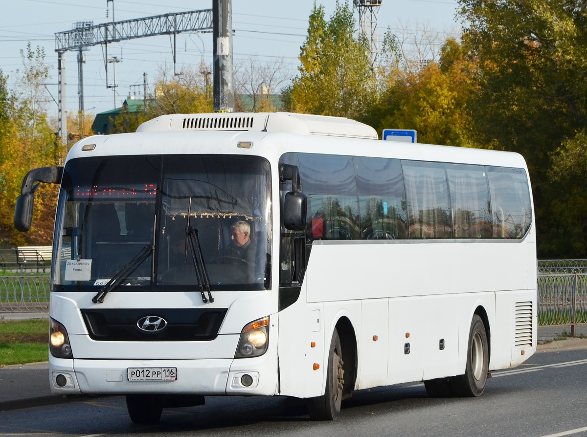 Татарстан, Hyundai Universe Space Luxury № Р 012 РР 116