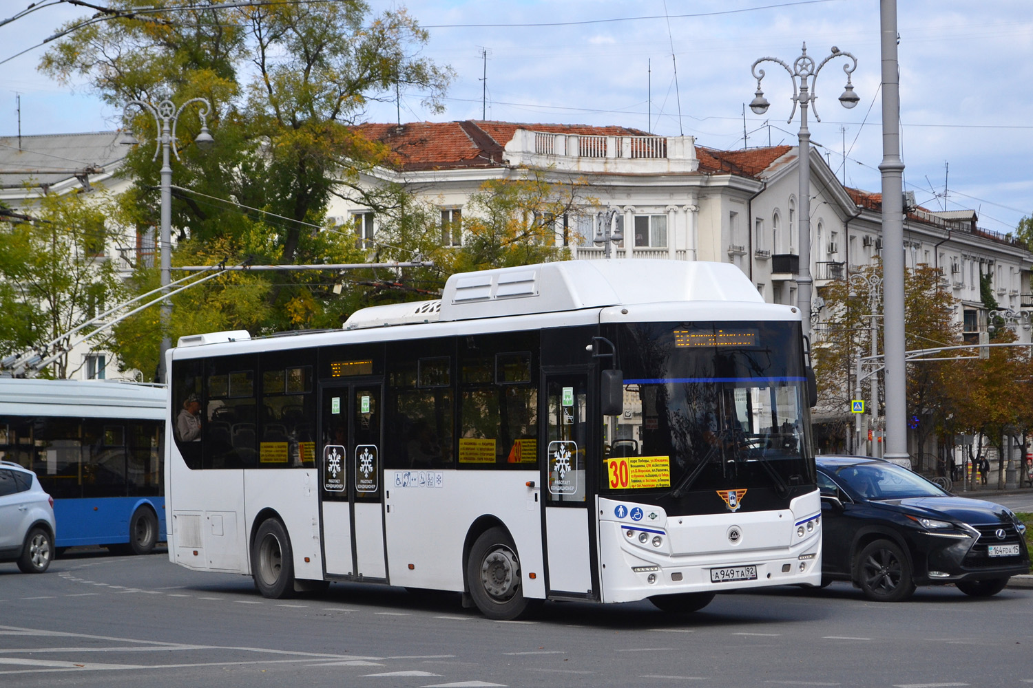 Севастополь, КАвЗ-4270-70 № А 949 ТА 92