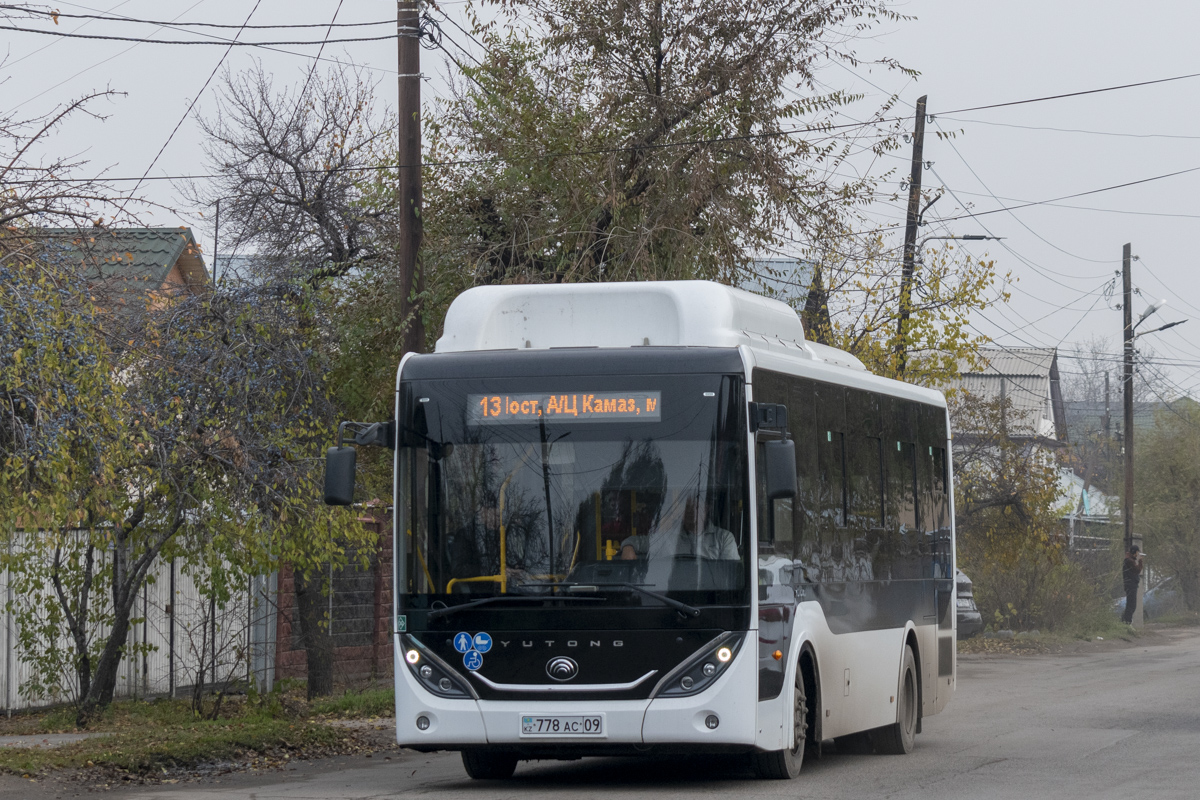 Алматы, Yutong ZK6890HGQ (QazTehna) № 778 AC 09