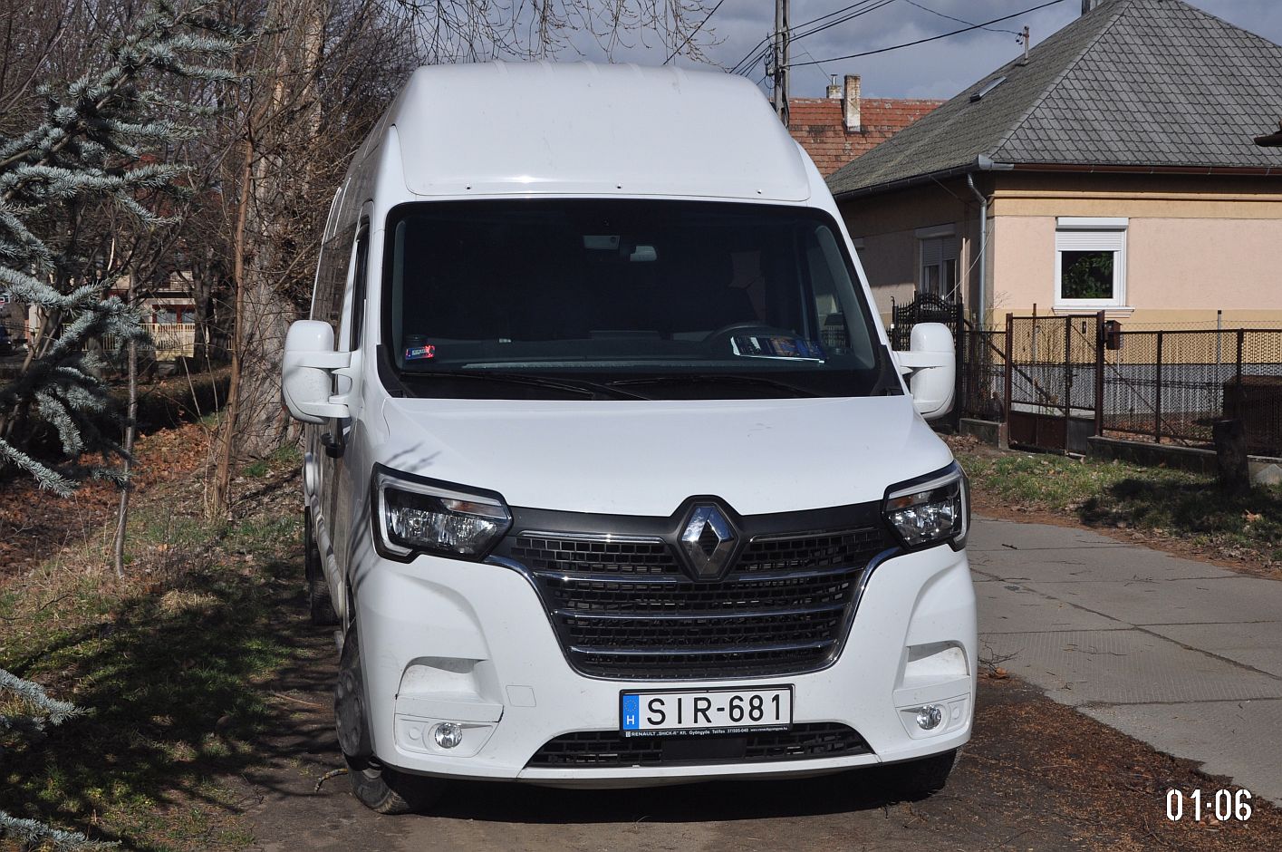 Венгрия, KF Minibus Master Tourist № SIR-681
