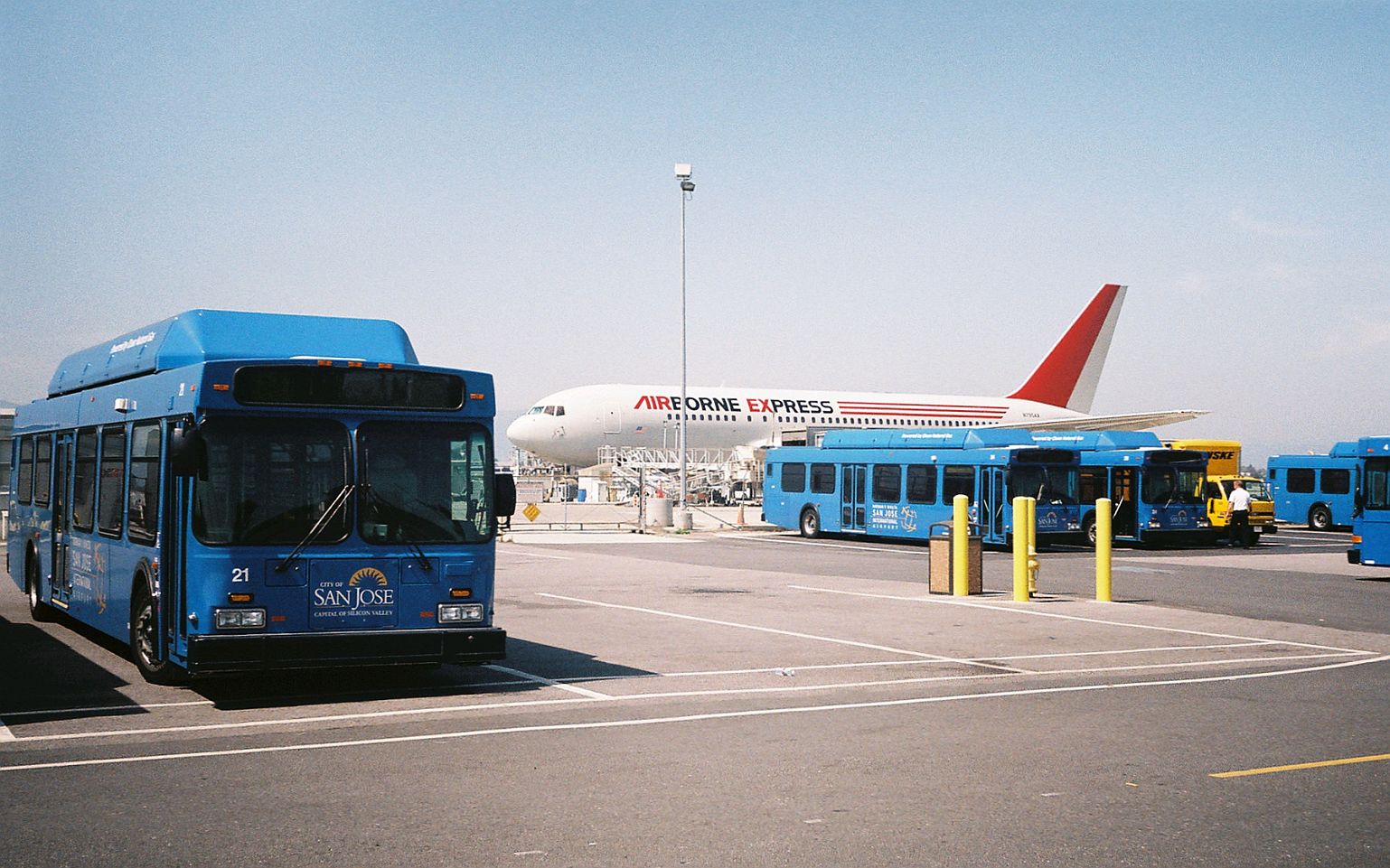 США, New Flyer C40LF № 21