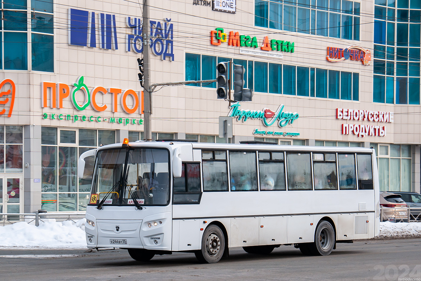 Омская область, КАвЗ-4238-61 № Х 244 ВУ 55