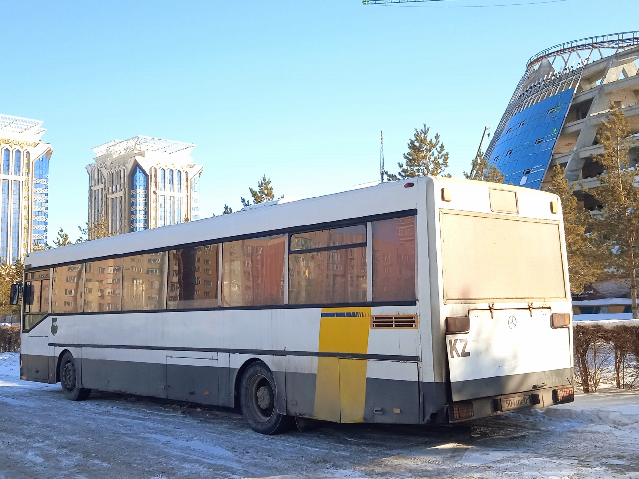 Астана, Mercedes-Benz O405 № 504 AOG 01