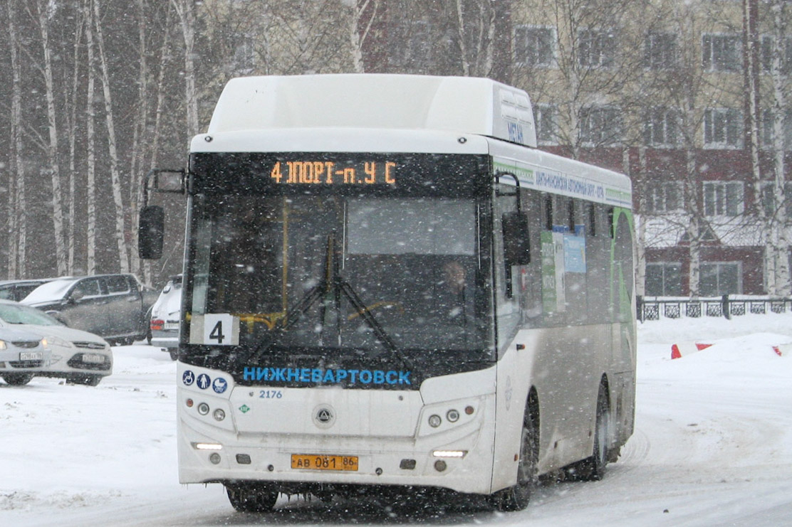 Ханты-Мансийский АО, КАвЗ-4270-82 № АВ 081 86