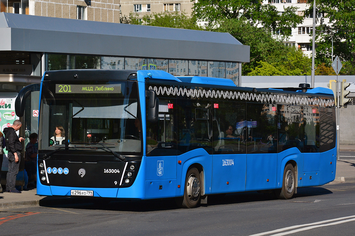 Moszkva, NefAZ-5299-40-52 sz.: 163004