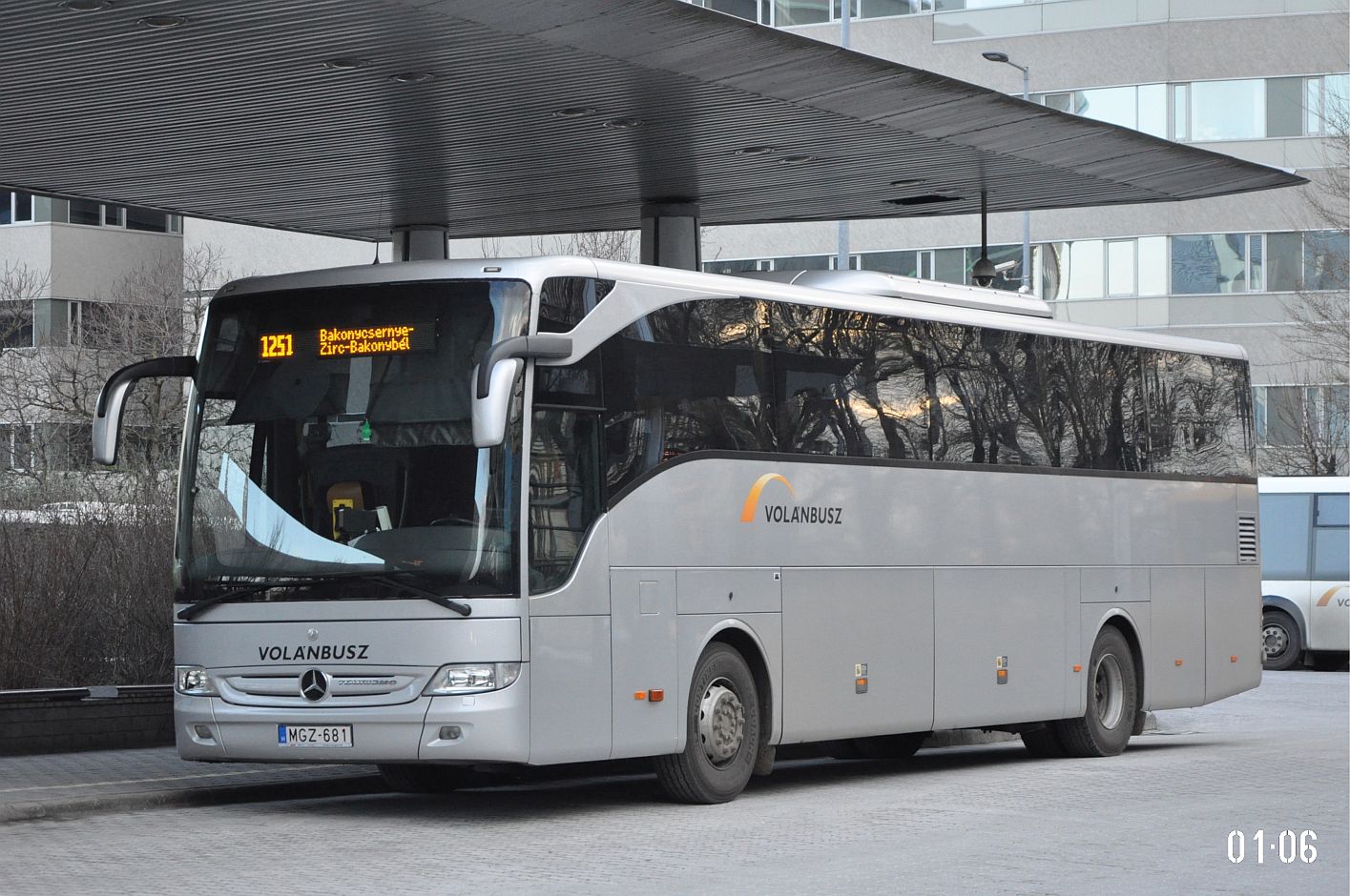 Венгрия, Mercedes-Benz Tourismo II 15RHD № MGZ-681
