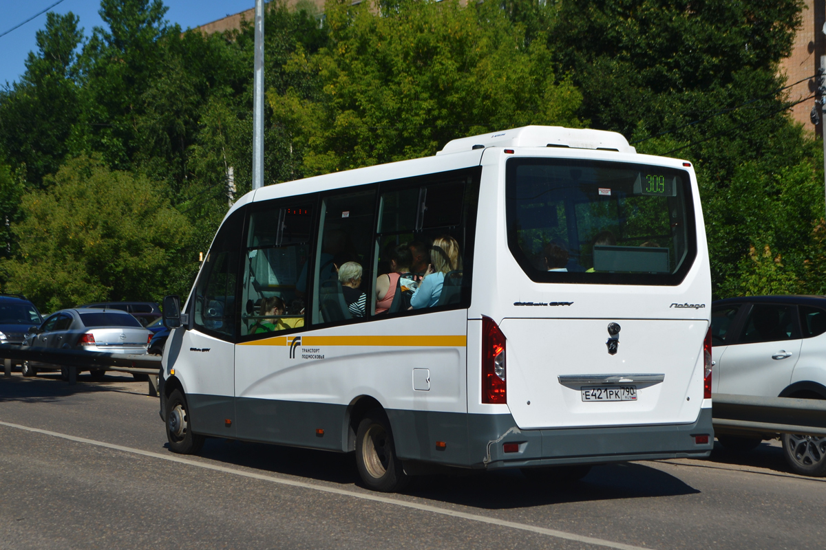 Московская область, ГАЗ-A68R52 City № 066111