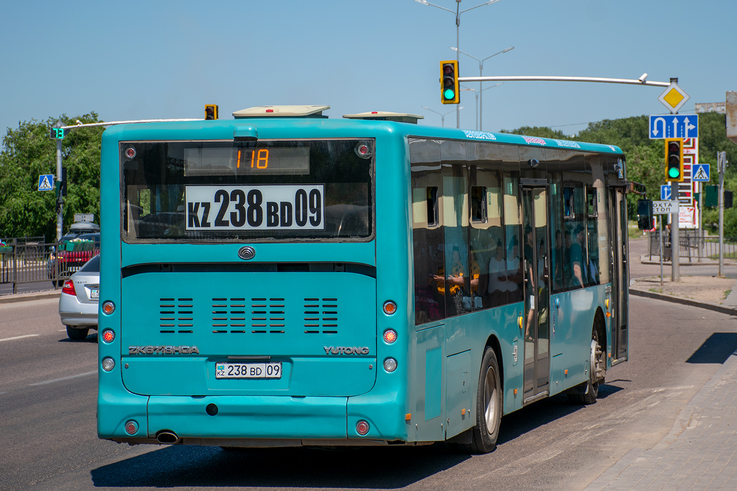 Карагандинская область, Yutong ZK6118HGA № 238 BD 09
