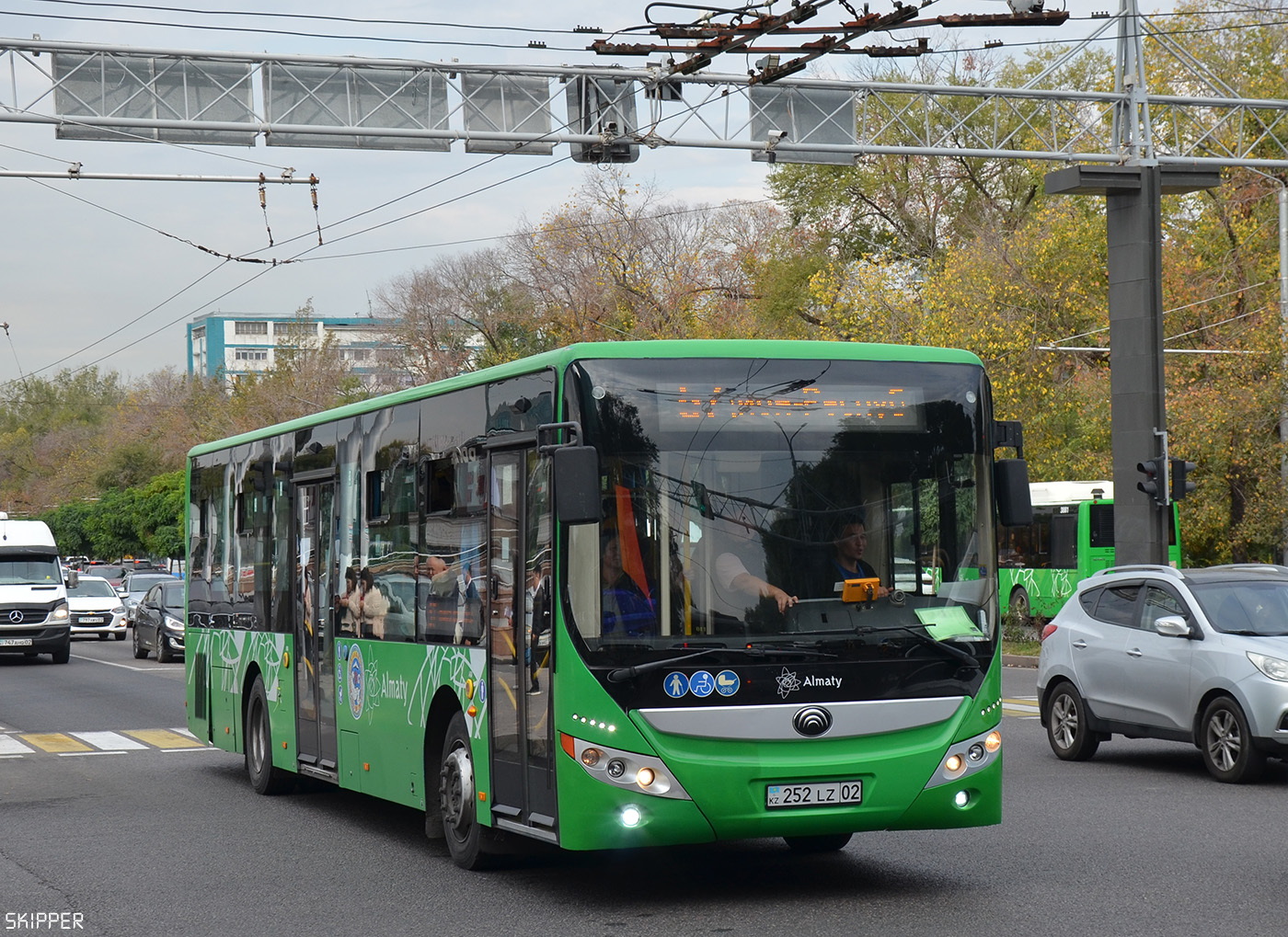 Алматы, Yutong ZK6118HGA (СарыаркаАвтоПром) № 252 LZ 02