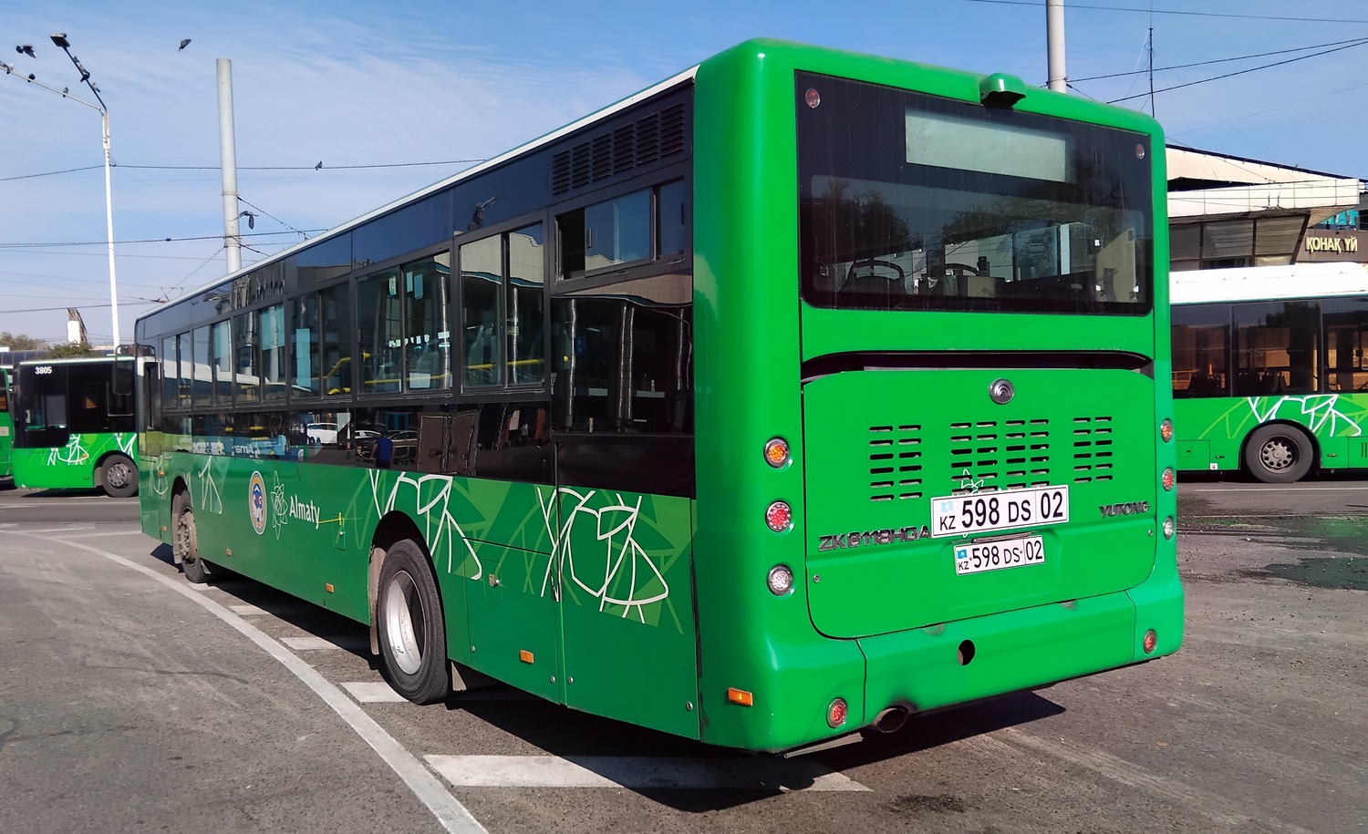 Алматы, Yutong ZK6118HGA № 598 DS 02