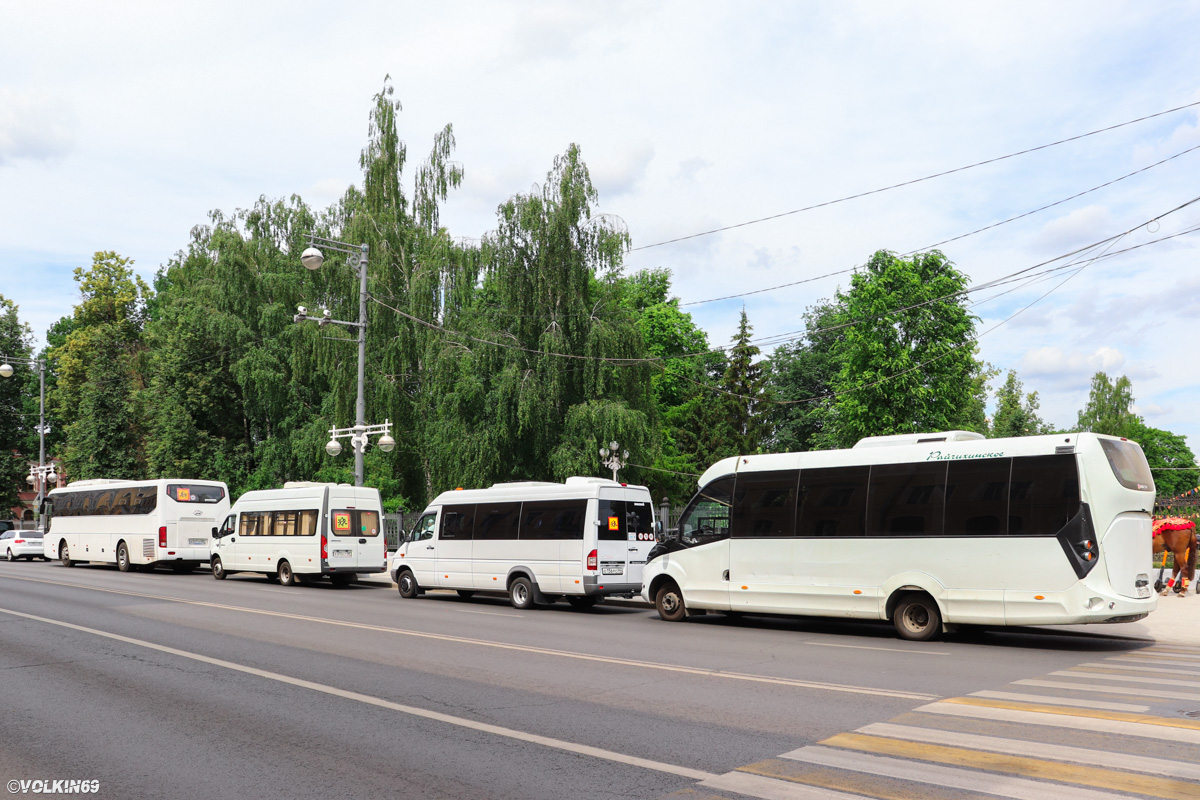 Тверская область, Hyundai Universe Space Luxury № М 347 РР 69; Тверская область, Луидор-225053 (ГАЗ A65R52, A69R52) № Р 070 СТ 69; Костромская область, Луидор-223206 (MB Sprinter Classic) № О 156 РС 44; Тверская область, FOX-2250 № Е 634 ТХ 69; Тверская область — Разные фотографии