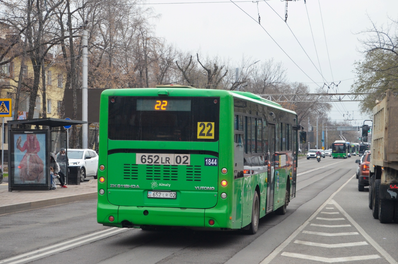 Алматы, Yutong ZK6118HGA № 1844