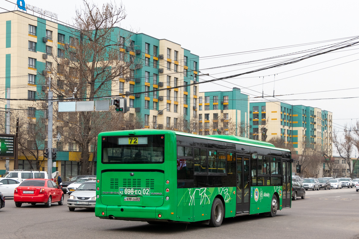 Алматы, Yutong ZK6118HGA (QazTehna) № 698 EQ 02