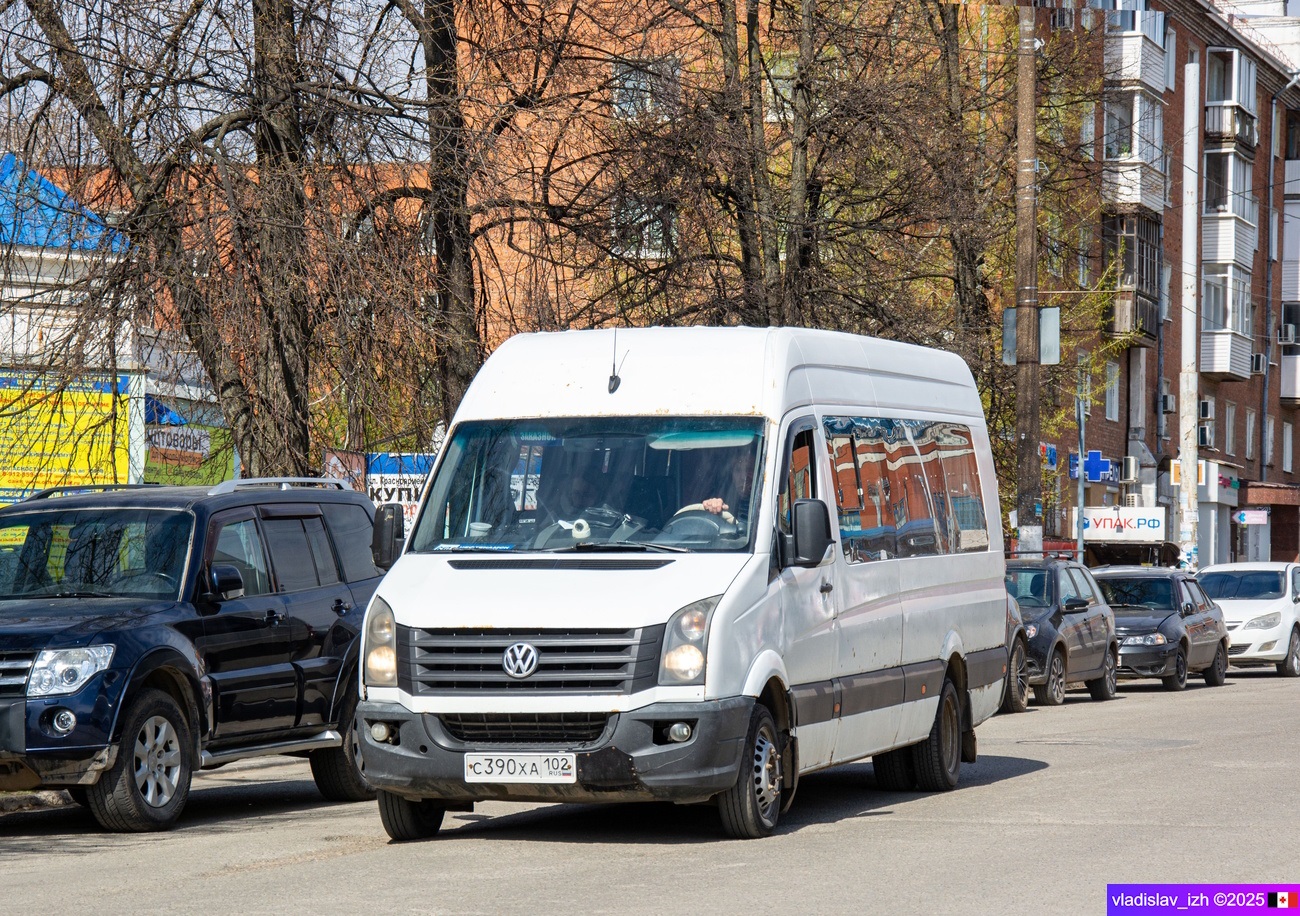 Удмуртия, Луидор-223710 (Volkswagen Crafter) № С 390 ХА 102