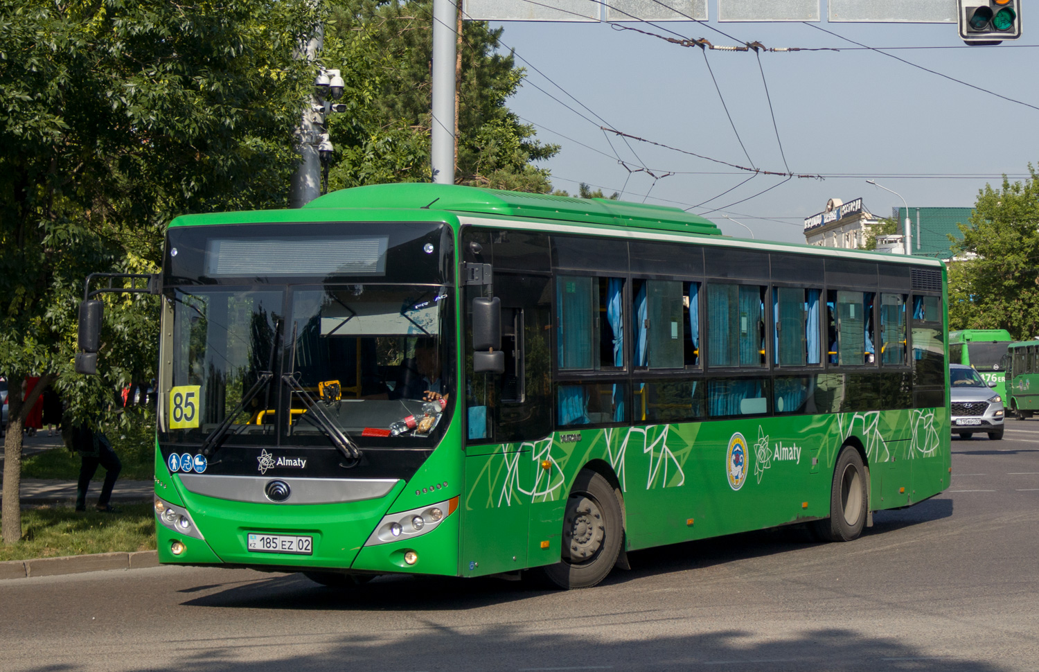 Алматы, Yutong ZK6118HGA (QazTehna) № 185 EZ 02