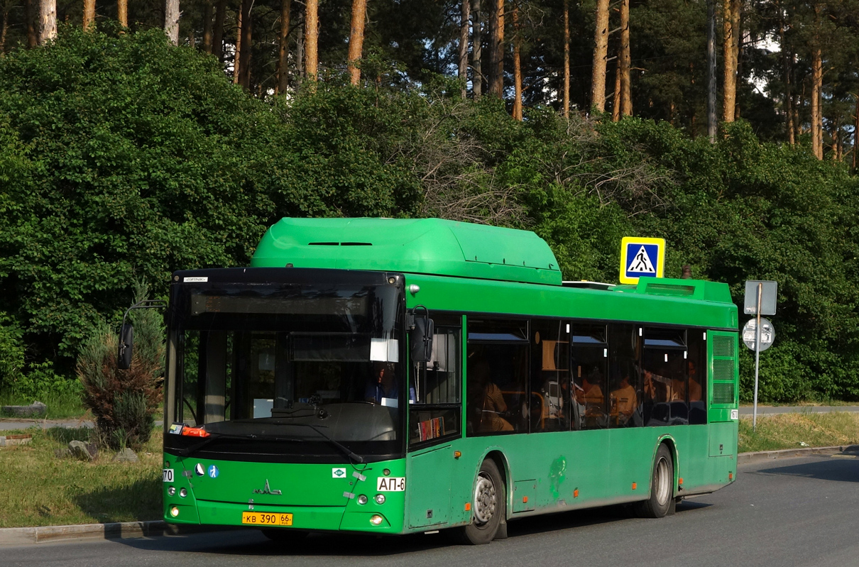 Свердловская область, МАЗ-203.L65 № 1670