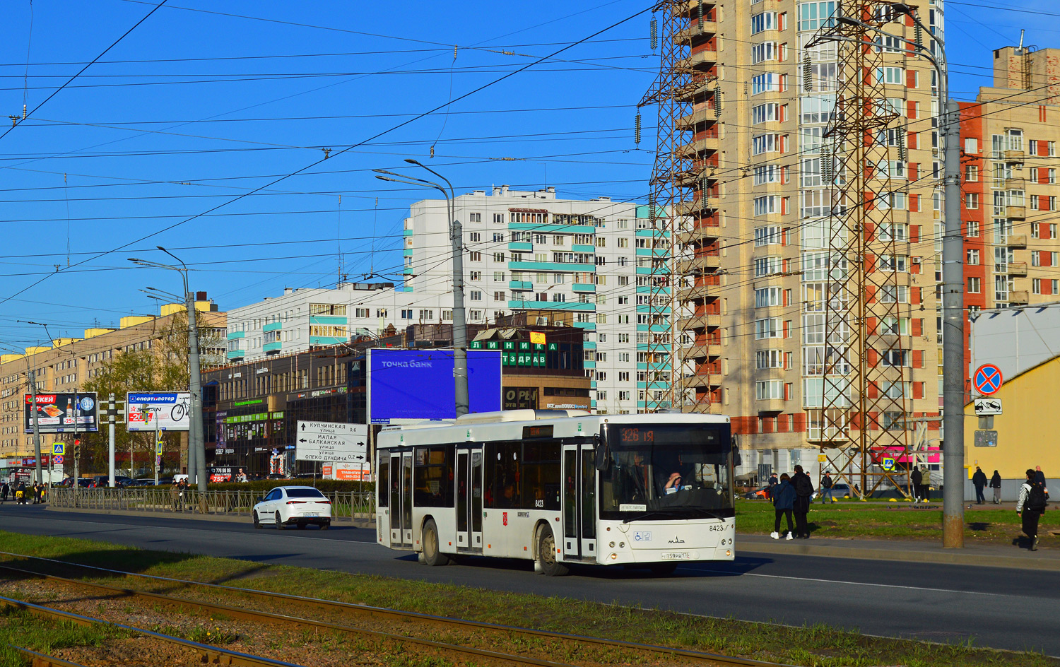 Санкт-Петербург, МАЗ-203.085 № 8423