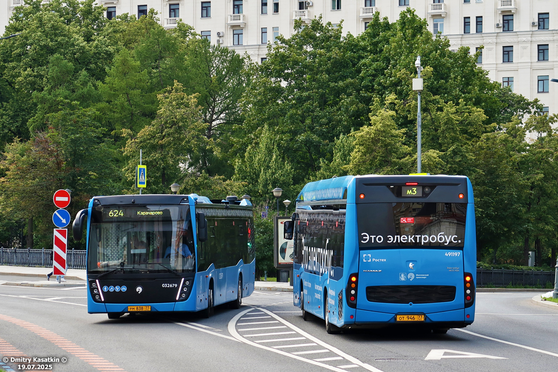 Москва, НефАЗ-5299-40-52 № 032679; Москва, КАМАЗ-6282 № 491197