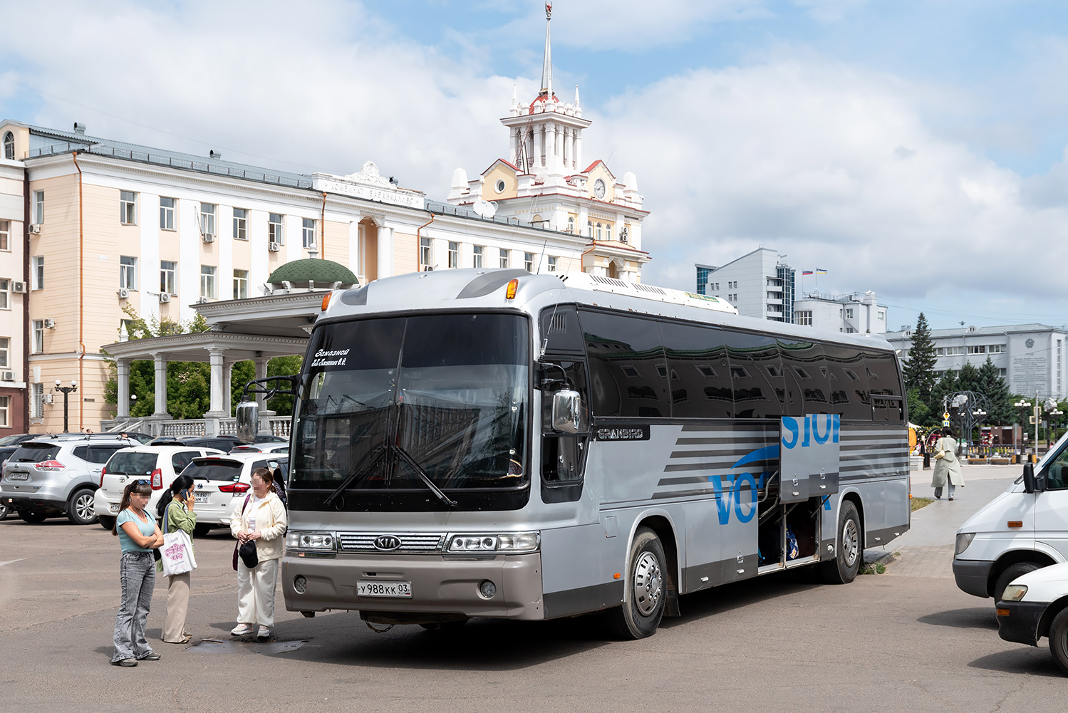 Бурятия, Kia Granbird № У 988 КК 03