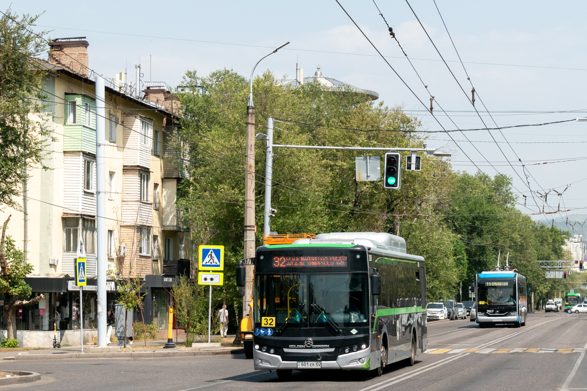 Алматы, Golden Dragon XML6125CN (Hyundai Trans Auto) № 2629