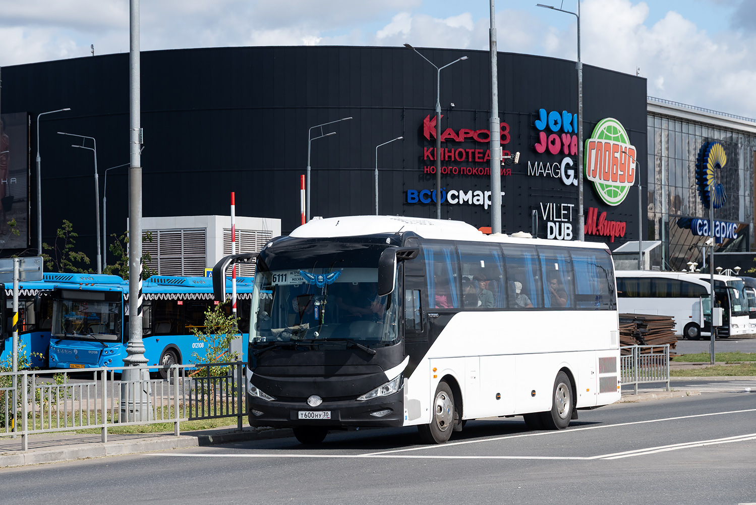 Астраханская область, Yutong C9 (ZK6947HN) № Т 600 НУ 30