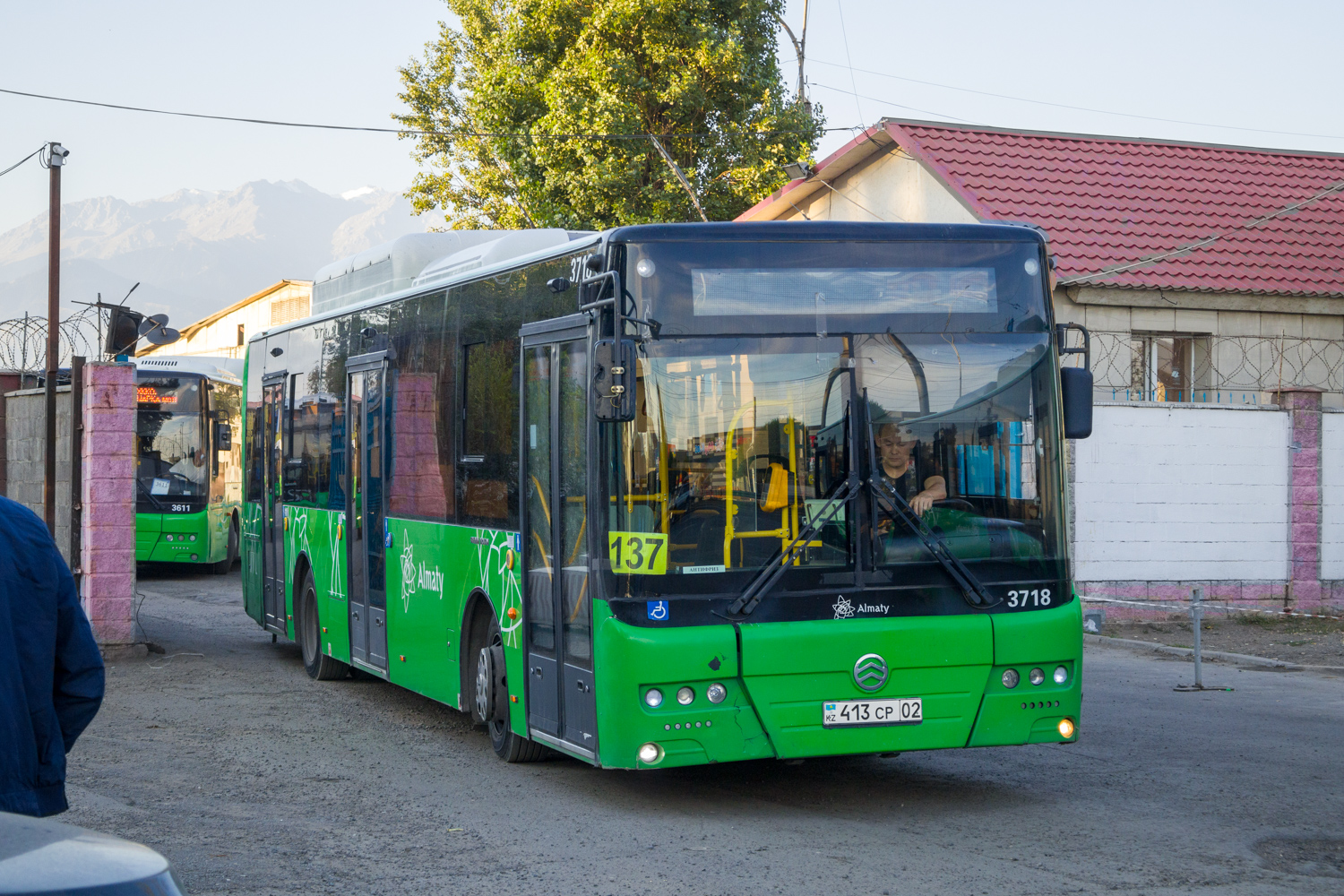 Алматы, Golden Dragon XML6125CN (Hyundai Trans Auto) № 3718