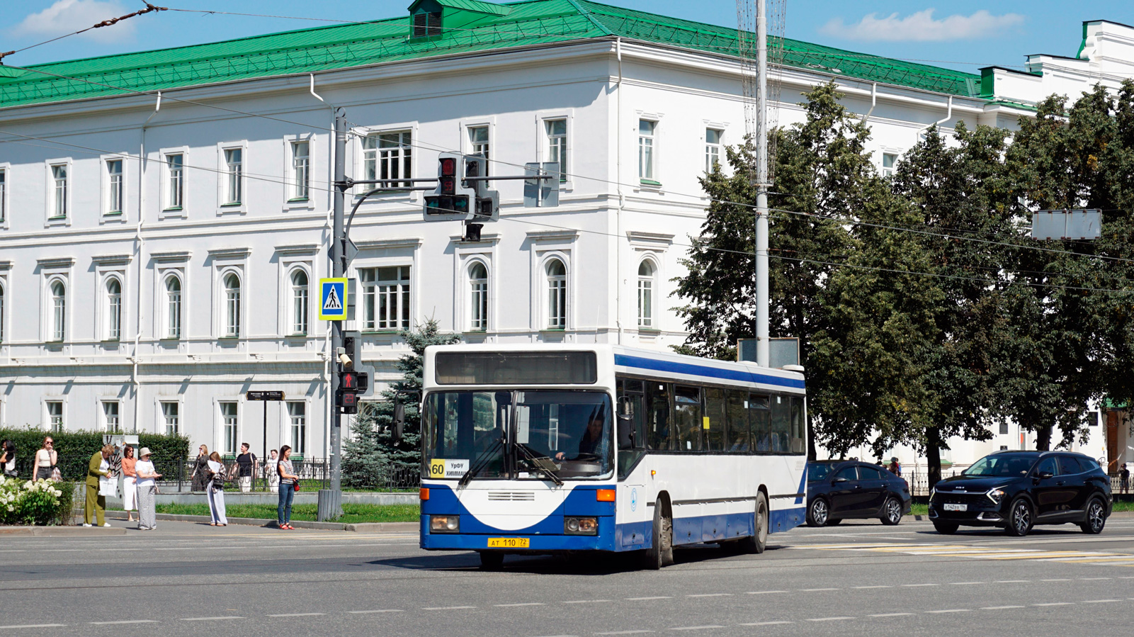 Свердловская область, Mercedes-Benz O405N № АТ 110 72