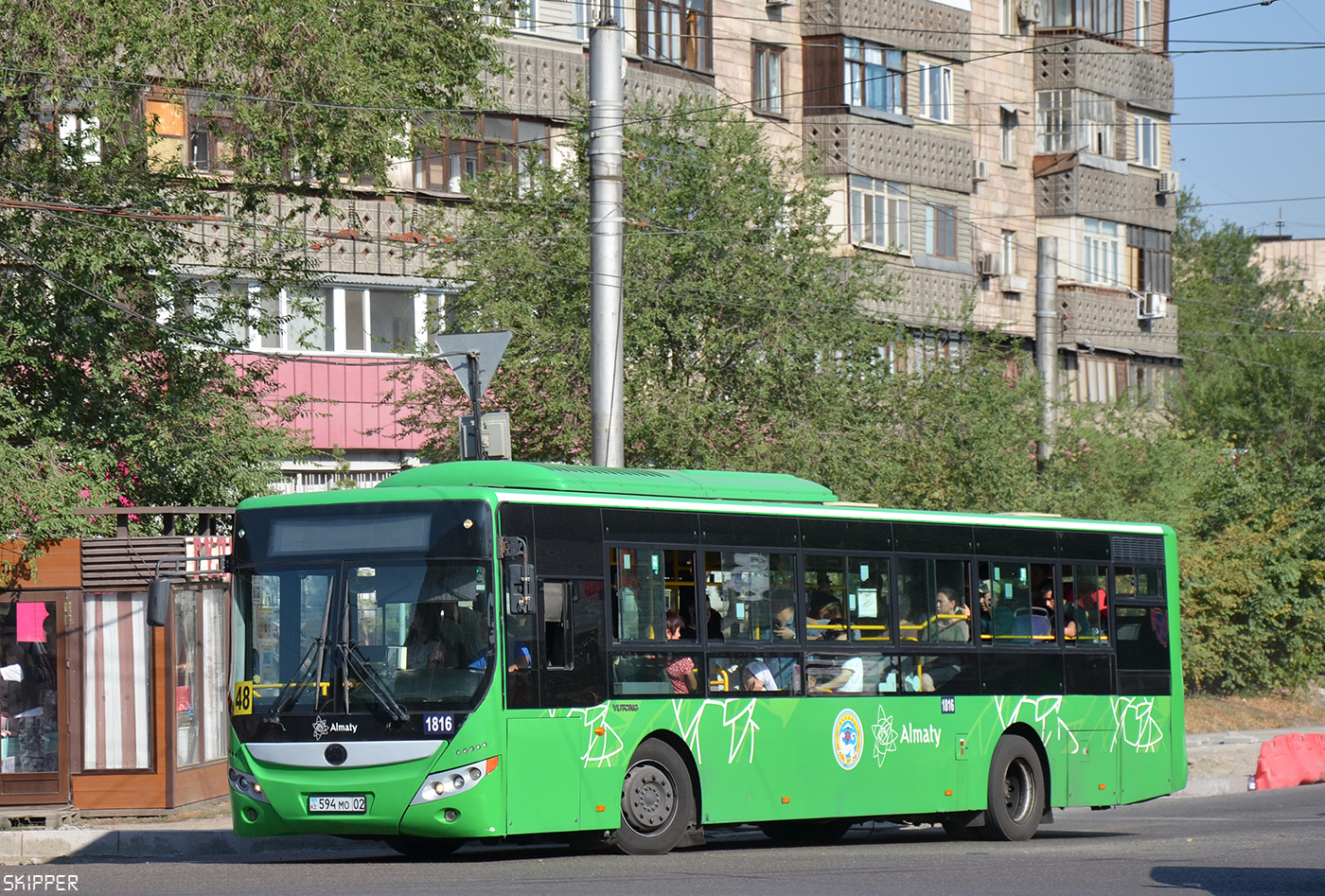 Алматы, Yutong ZK6118HGA № 1816