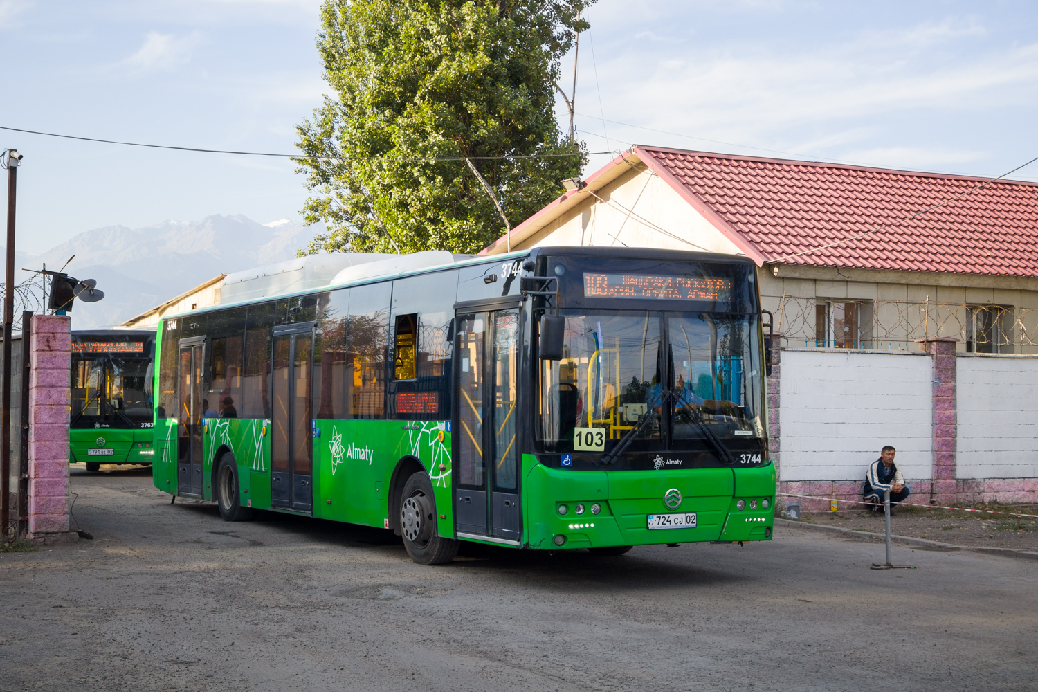 Алматы, Golden Dragon XML6125CN (Hyundai Trans Auto) № 3744