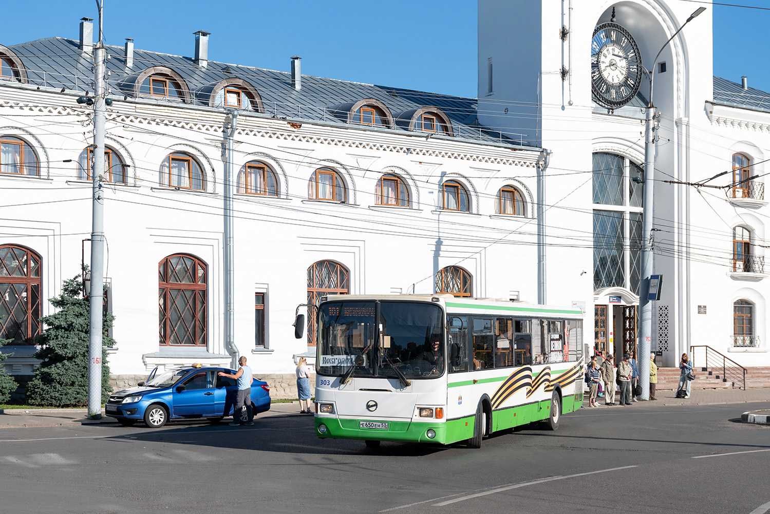 Новгородская область, ЛиАЗ-5256.53 № 303