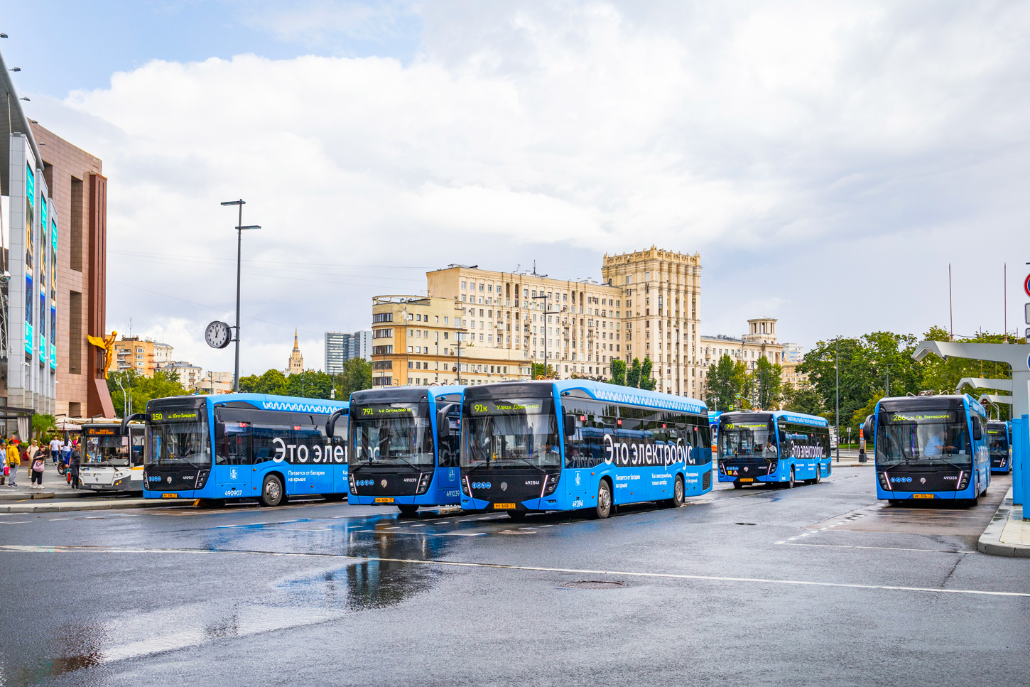 Москва, КАМАЗ-6282 № 492841