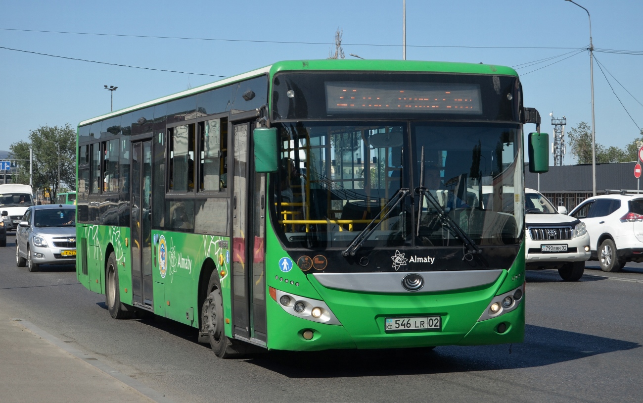 Алматы, Yutong ZK6118HGA № 546 LR 02