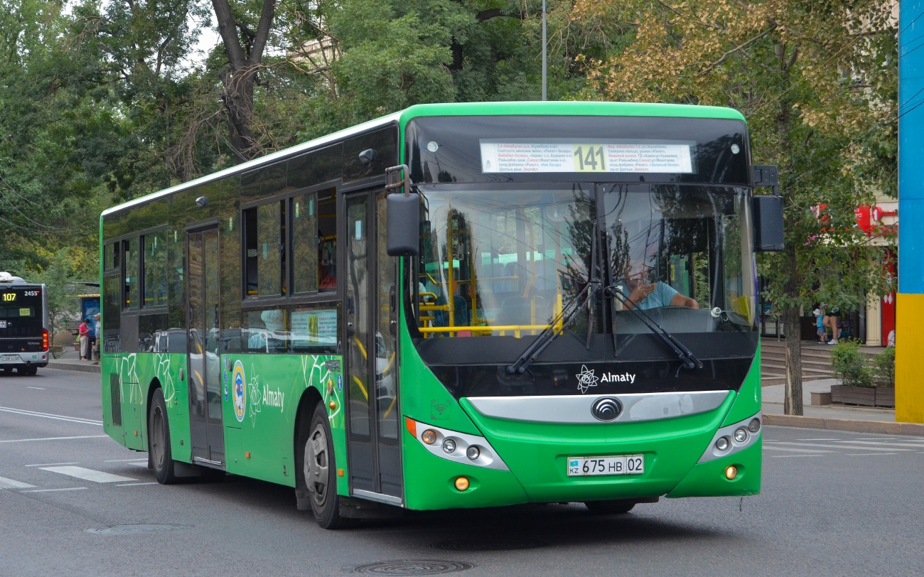 Алматы, Yutong ZK6118HGA № 675 HB 02