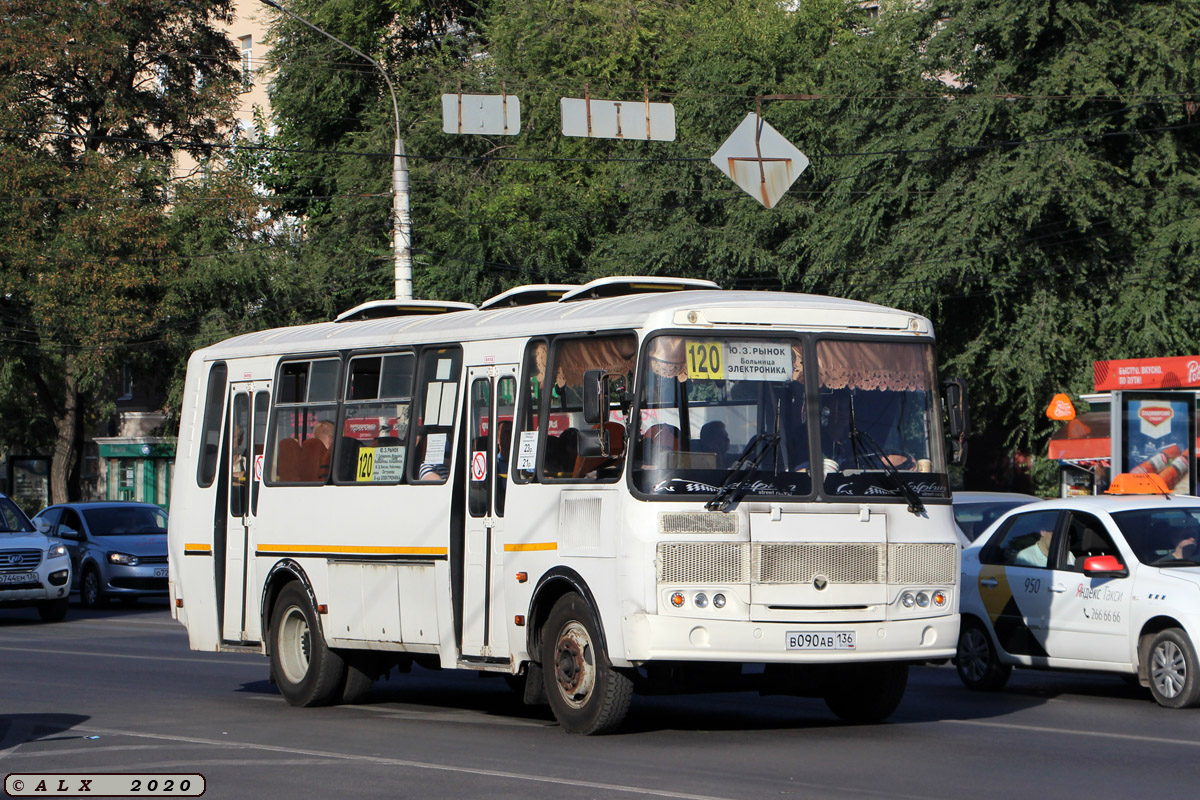 Voronezh region, PAZ-4234-05 Nr. В 090 АВ 136