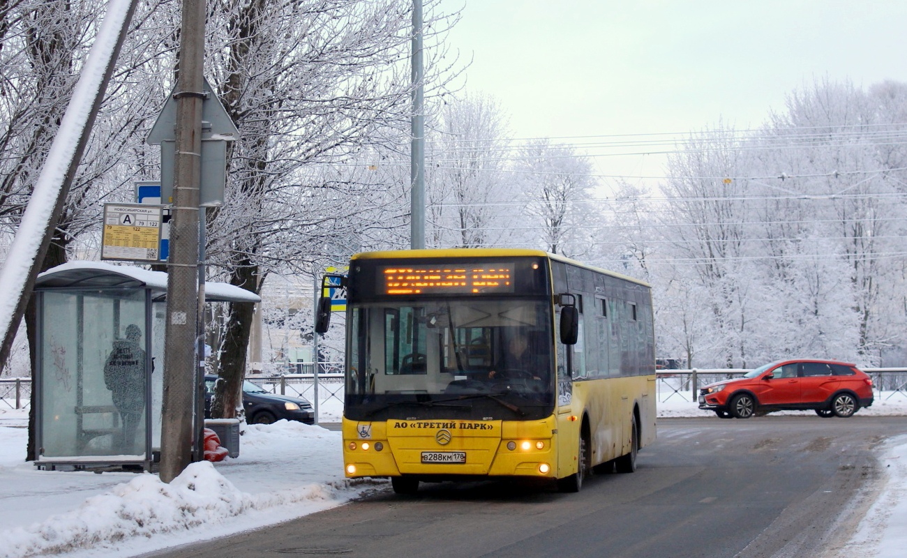 Санкт-Петербург, Golden Dragon XML6125CR № В 288 КМ 178