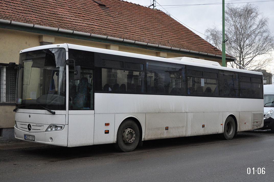 Венгрия, Mercedes-Benz Intouro II № NCZ-137