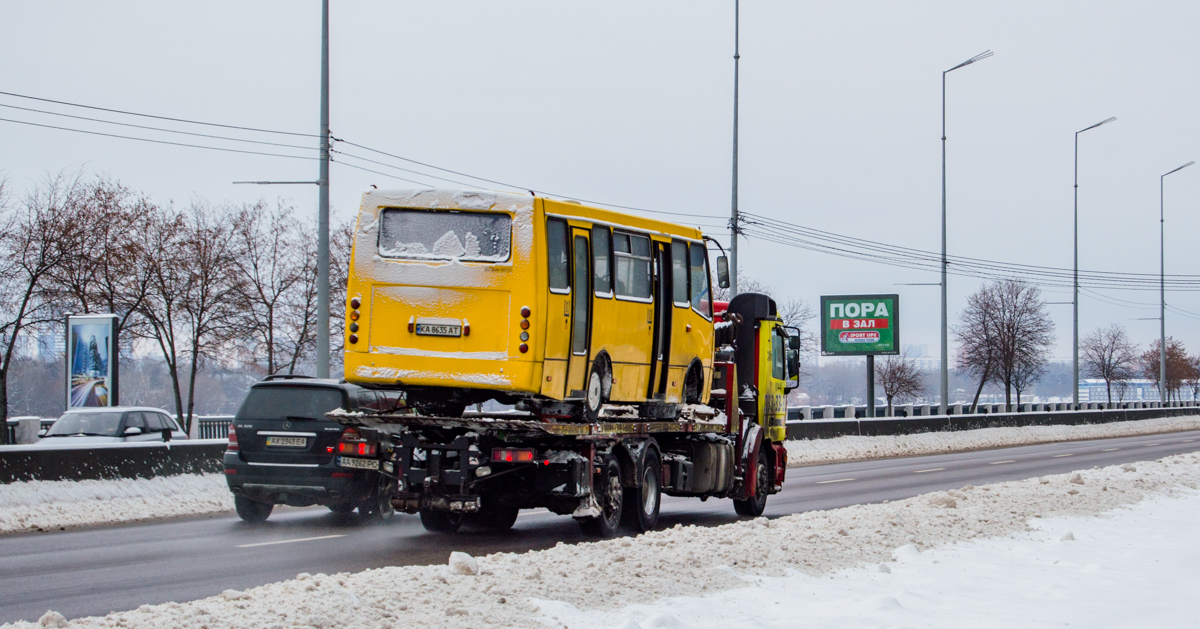 Kyiv region, Bogdan A09202 # KA 8635 AT