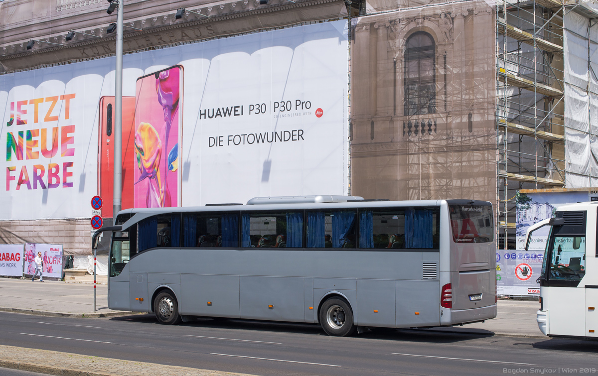 Венгрия, Mercedes-Benz Tourismo II 15RHD № PGS-008