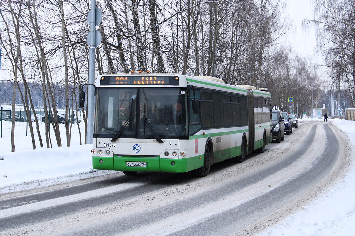 Москва, ЛиАЗ-6213.21 № 011678