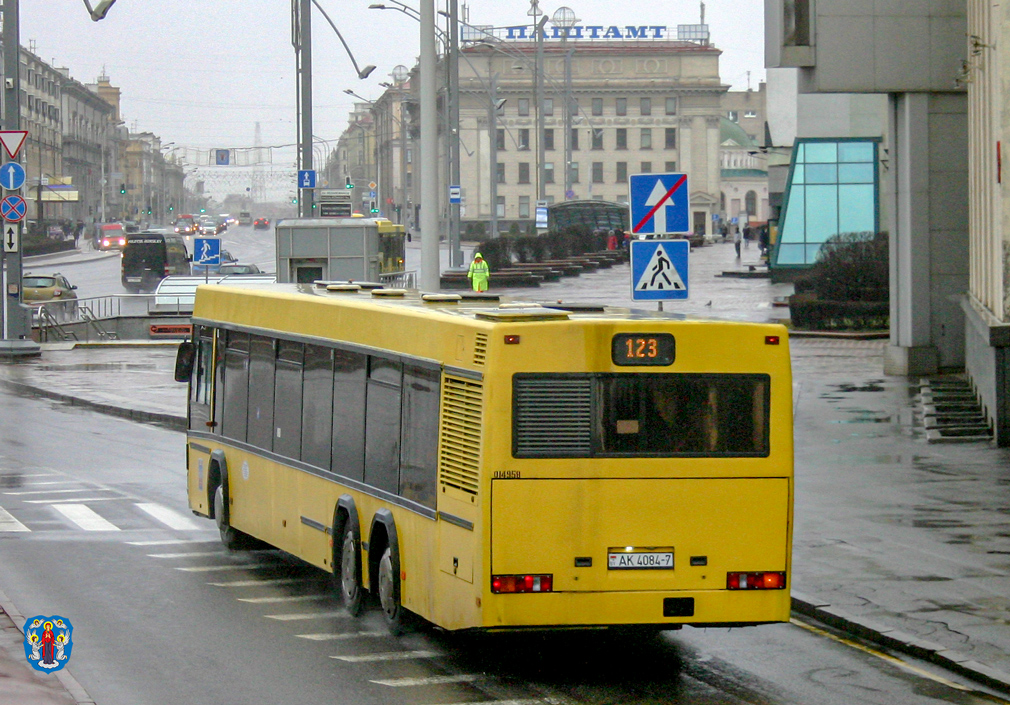 Minsk, MAZ-107.066 č. 014958