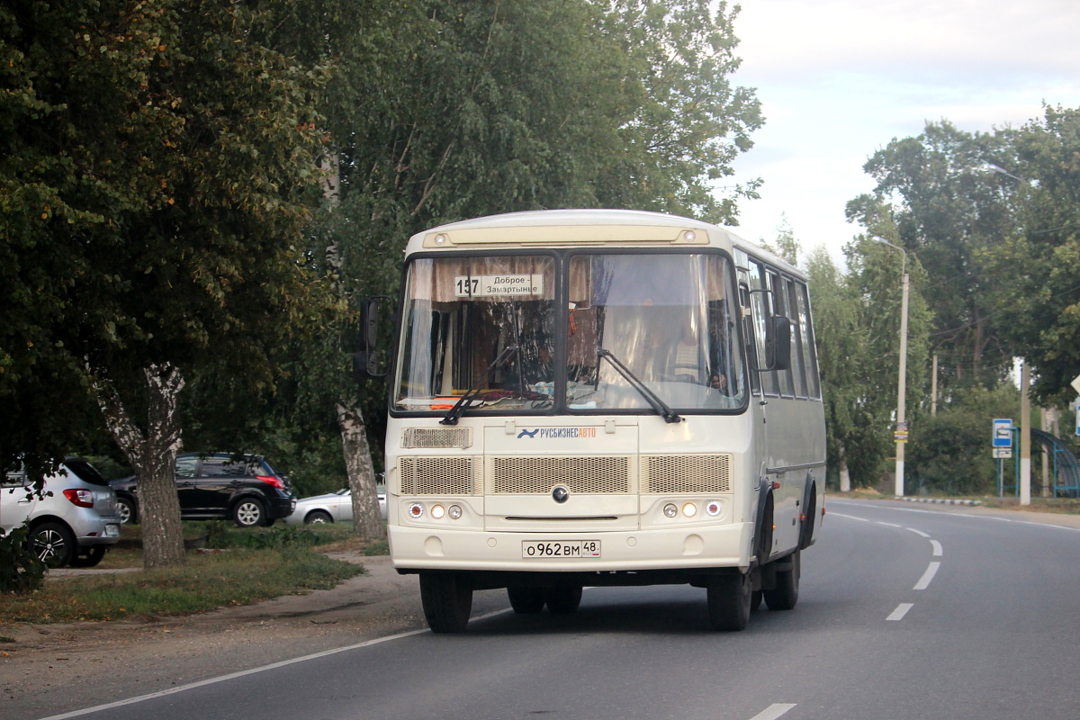 Lipetsk region, PAZ-32053 č. О 962 ВМ 48